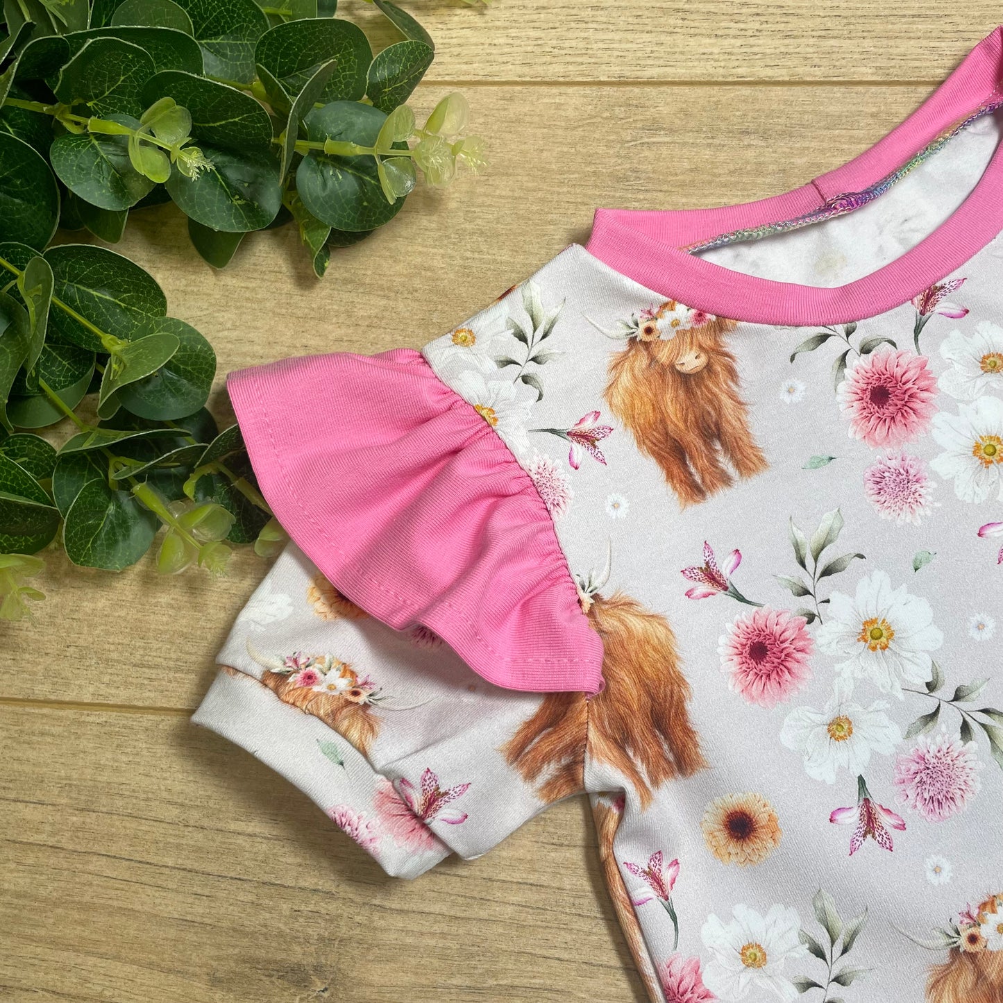 Short sleeve dress