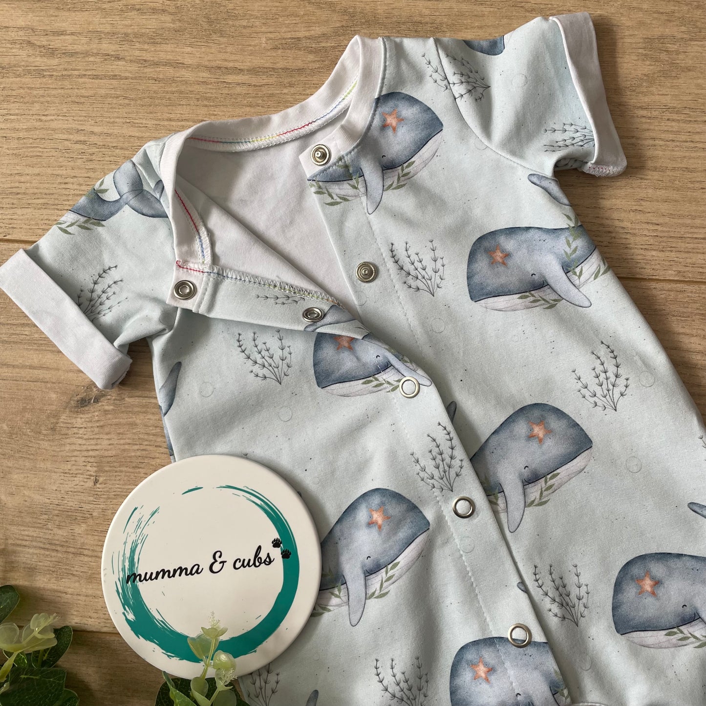 Rolled hem romper - Short. Whales 0-3m